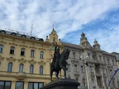 -耶拉契奇总督广场