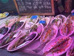 -乔家小院•非遗驴肉•本地小海鲜(滨河路店)