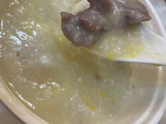 窝蛋牛肉粥-有腥气私房菜·寻味顺德