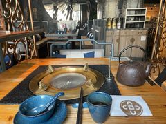 -湊湊火锅·茶憩(南京东路悦荟店)