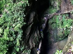-龙水峡地缝景区