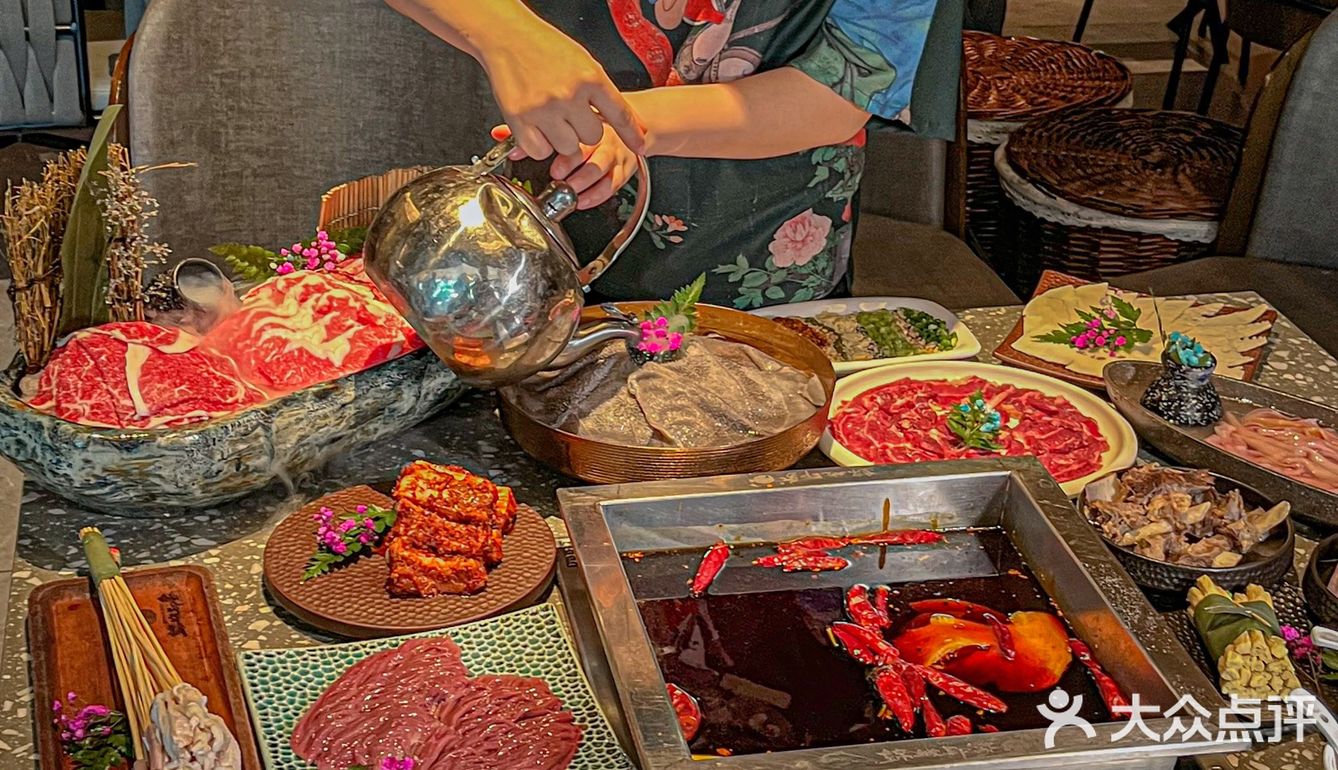 成都黑珍珠必吃榜的火锅店！必打卡！