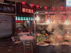 -八一好吃街·高品美食广场