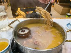 -朴小妹人参鸡汤火锅(长白山万达店)