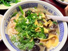 鸡枞菌米线-阿范云南菜