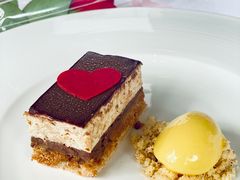-AZUR聚(香格里拉饭店)