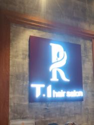 点击看大图 -T.1 hair salon烫染接发