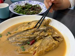 时鲜杂鱼-杨记海鲜楼(三门黑金冠店)