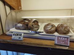 -韩国利尔面包(桂林路店)