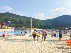 -汤山欢乐水世界