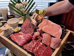 -铭牛烧肉·和牛海鲜自助(高新月牙湖店)
