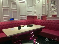-名星会量贩式KTV旗舰店(盈熙广场店)
