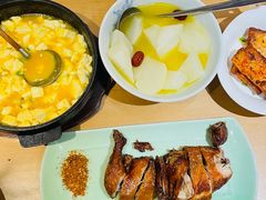 -楚山晓·湖北菜(武汉光谷K11店)
