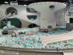 -MINI MARS KIDS CLUB亲子家庭中心(长宁天山店)