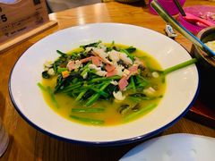 上汤菠菜-芳草地度假酒店·野炉中餐厅