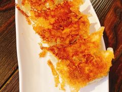 煎饺子-拉面莊夢語＆中华料理八椿
