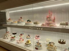 面包甜点陈列柜-好利来(乐堤港店)