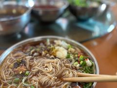 -胡记牛杂粉