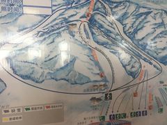 -丝绸之路山地度假区滑雪场