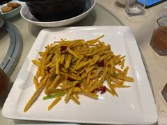 -莲餐厅·湖北菜·潜江小龙虾店(愚园路店)