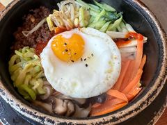 -百年石锅饭·朝鲜族传统民餐