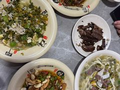 -何永光123鲜牛肉馆(1号店)