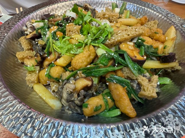 银鼎轩麻辣香锅(丹尼斯2天地店)图片