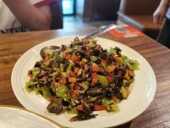 -缘生态云南菜·野生菌庭院餐厅(华侨城店)