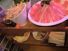 -水巷子·巴掌腰片重庆火锅(巧家店)