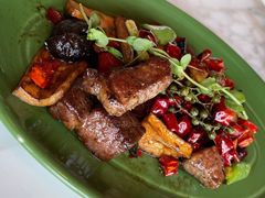 黑金蒜辣子牛肉眼-无锡苏宁银河国际酒店-悦府65中餐厅