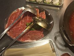 -鹿鸣山草本茶香火锅(园西路店)