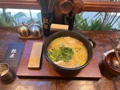 -银米·云南传统过桥米线(双廊黑金冠店)