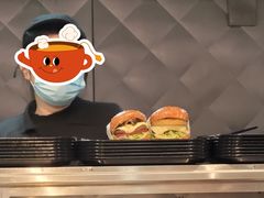 -The Habit Burger Grill 哈比特汉堡(世博店)