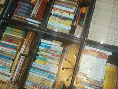 -钟书阁(松江泰晤士小镇店)