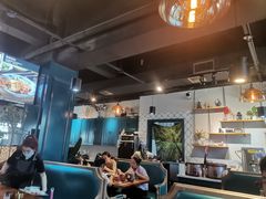 大堂-柴窝堡22号辣子鸡·传承新疆菜