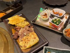-铭牛烧肉·和牛海鲜自助(高新月牙湖店)