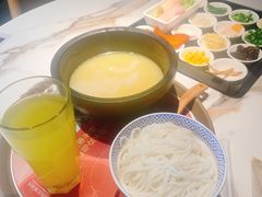 -妈妈故事米线(市府恒隆店)