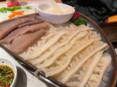 火锅三宝-左庭右院鲜牛肉火锅(环球港店)