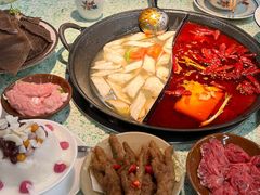 -鸿姐老火锅(疁城新天地店)