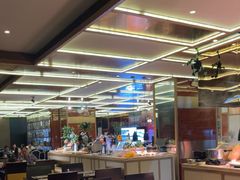 -大中华希尔顿酒店-念自助餐·嗨啤·小龙虾
