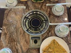 -鲁朗纳麦石锅鸡庄园
