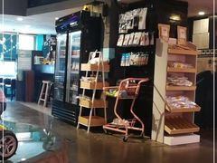 -百好乐宠物友好餐厅(朝外大街店)