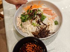 七彩凉米线-福照楼汽锅鸡·云南菜(万达广场店)