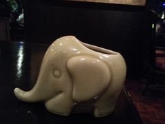 装收银单的器具-Kinnaree by Vanessa WU