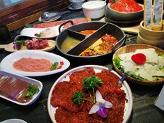 -热火朝天鲜切牛肉火锅(南强街巷店)
