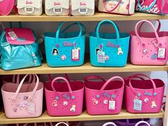 -名创优品(陕西西安大唐西市购物中心店)