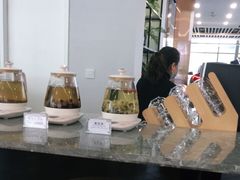 -宁波宝信宝马4S店(江北日湖店)