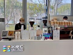 -Manner Coffee(徐汇滨江店)