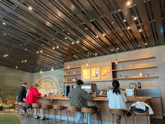 -星巴克臻选(广州高德置地秋广场店)