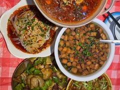 -阆辣荟餐饮(老味道8年·古城店)